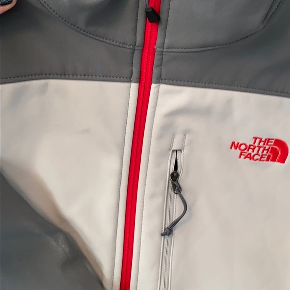 The Northface 2 toned soft shell bionic jacket xl - Picture 2 of 7